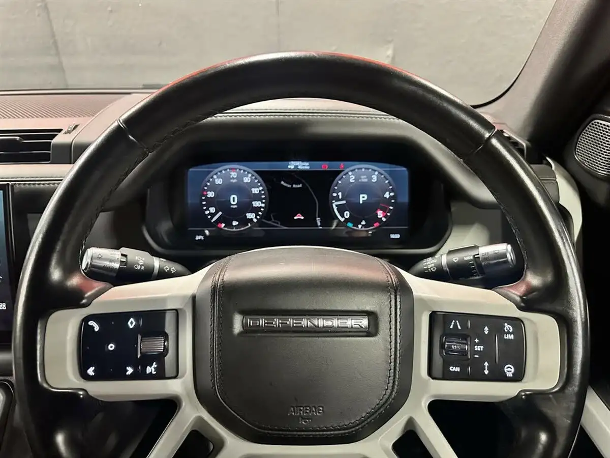 2021-land-rover-110-defender-30-d300-hard-top-hse-110-big-6