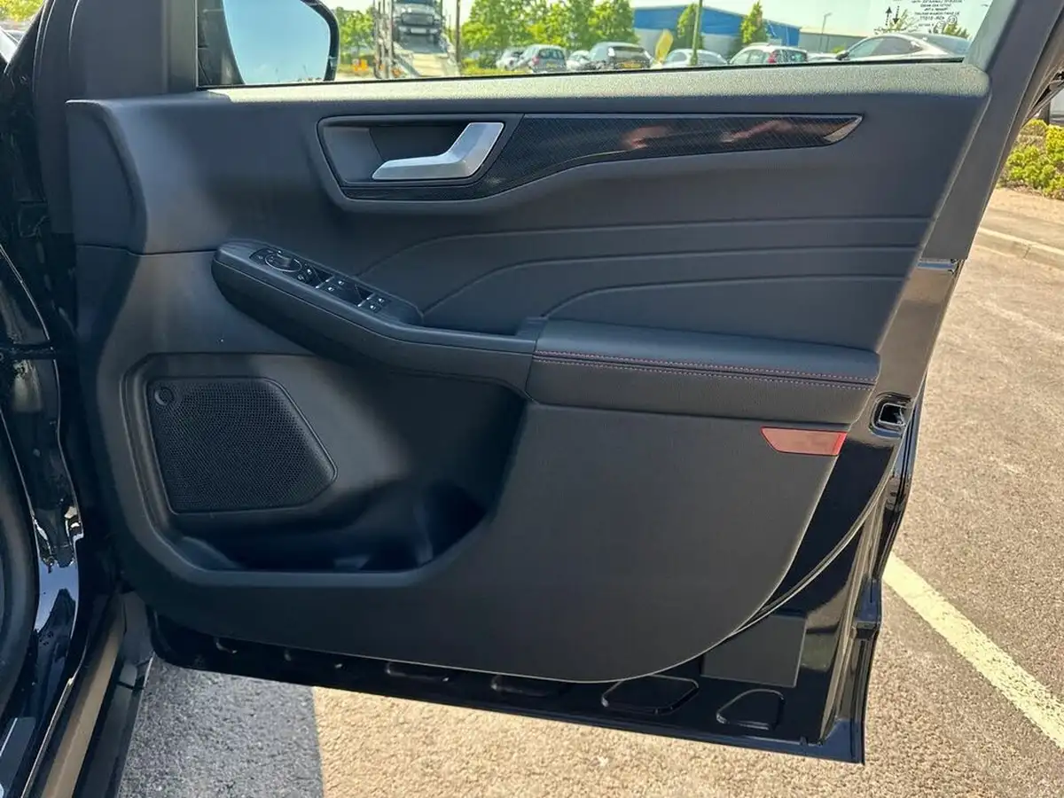 2023-ford-kuga-15t-st-line-edition-big-34