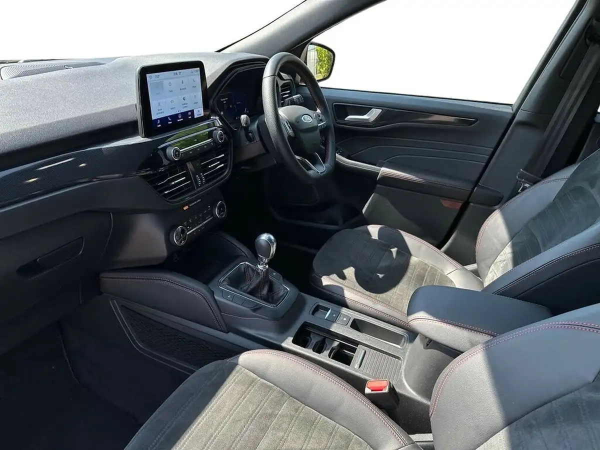 2023-ford-kuga-15t-st-line-edition-big-10