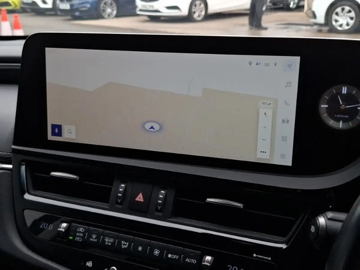 2021-lexus-es-300h-25-es-215bhp-big-17
