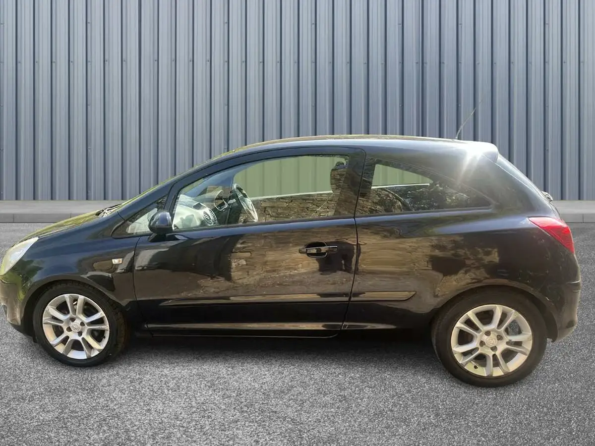 2008-vauxhall-corsa-12-sxi-3d-big-7