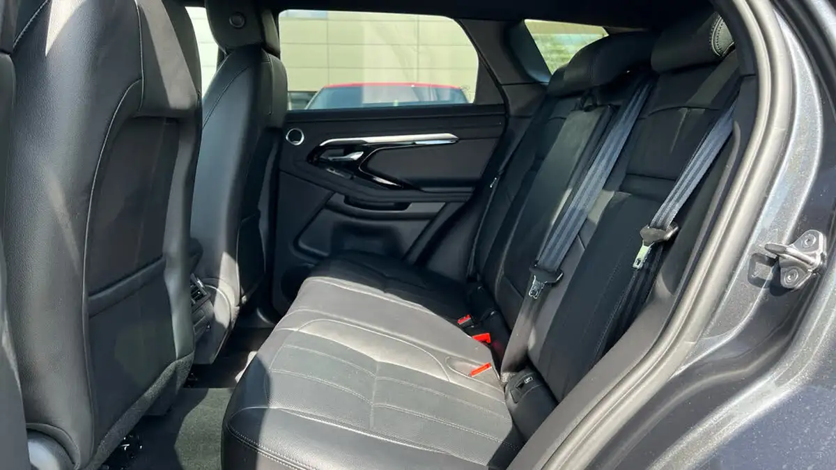 2022-land-rover-range-rover-evoque-20-d200-r-dynamic-se-big-3