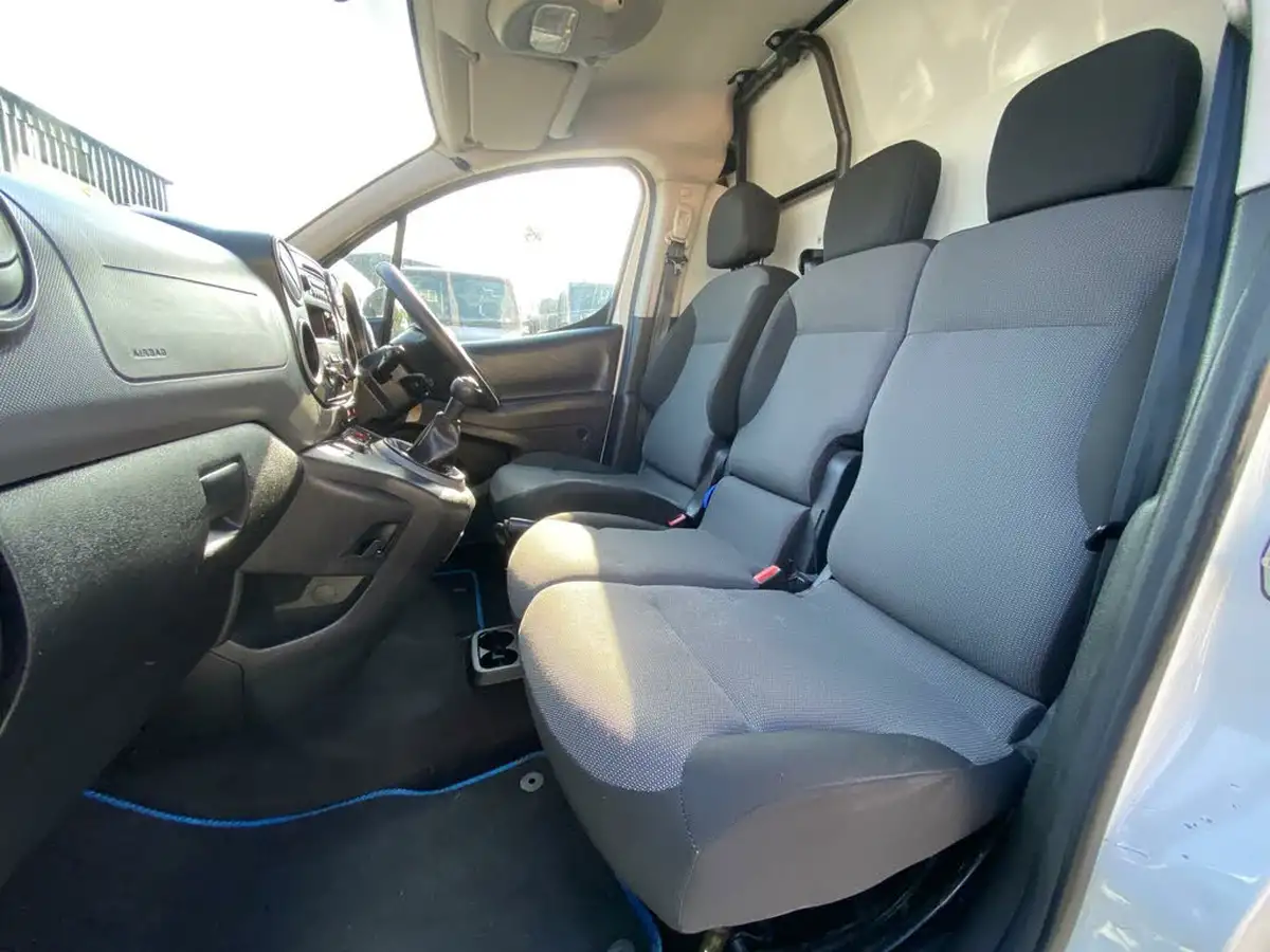 2017-citroen-berlingo-16td-l2-750-lx-16bluehdi-100eu6-ss-panel-big-47