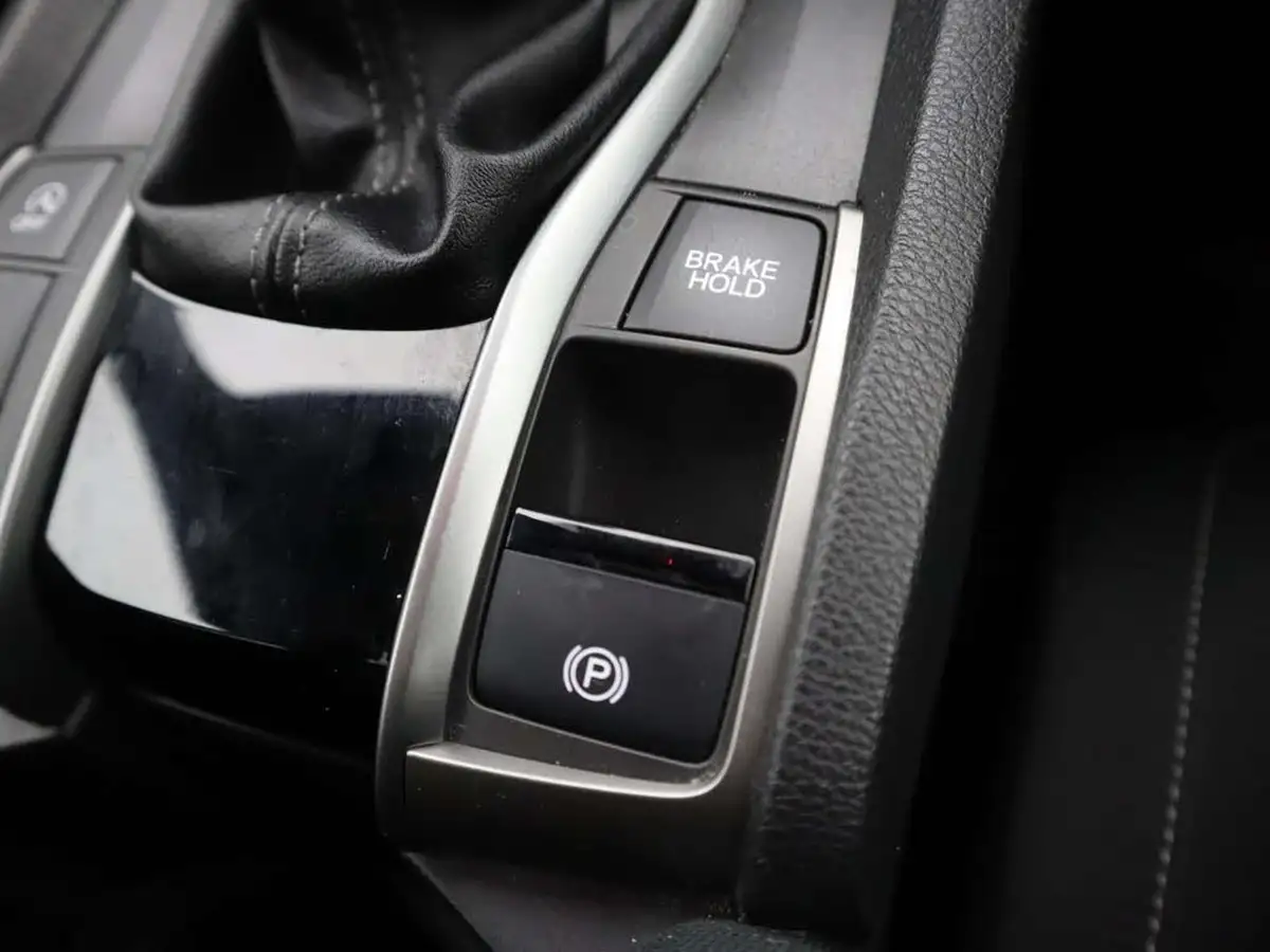2019-honda-civic-15-vtec-turbo-sport-ss-big-18