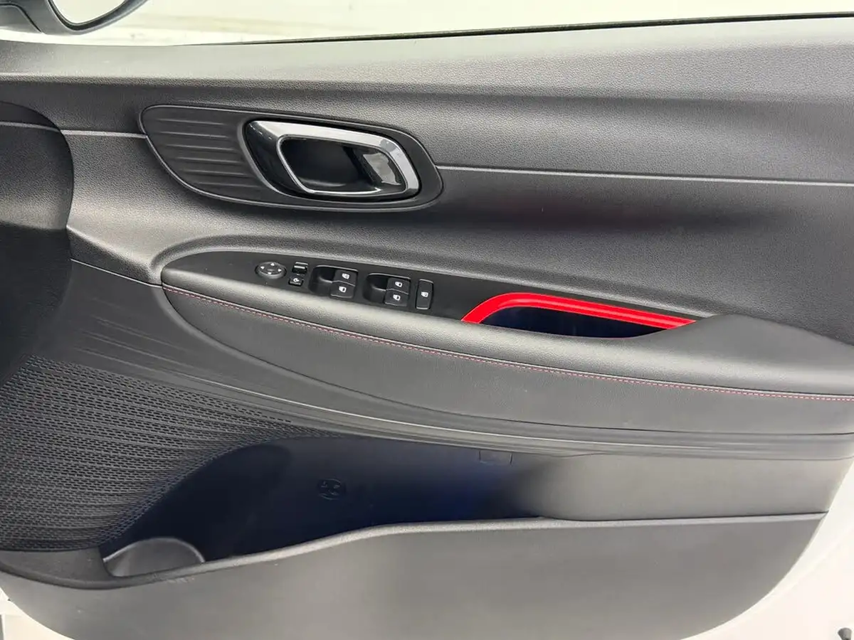 2023-hyundai-i20-10-t-gdi-n-line-dct-big-19