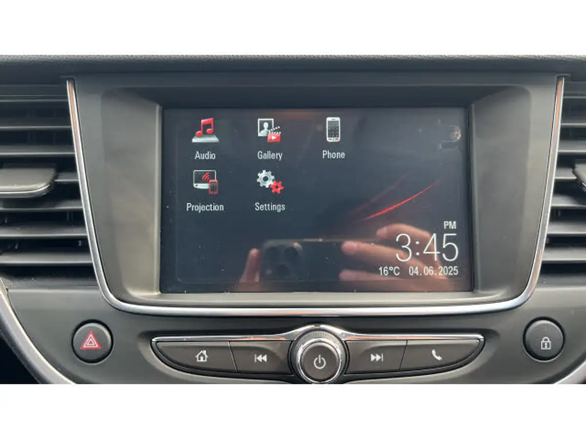 2022-vauxhall-crossland-12-design-130ps-auto-big-11