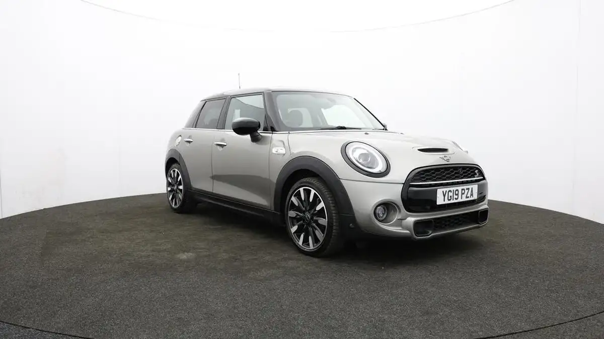 2019-mini-cooper-20-cooper-s-exclusive-189bhp-hatchback-5d-big-51