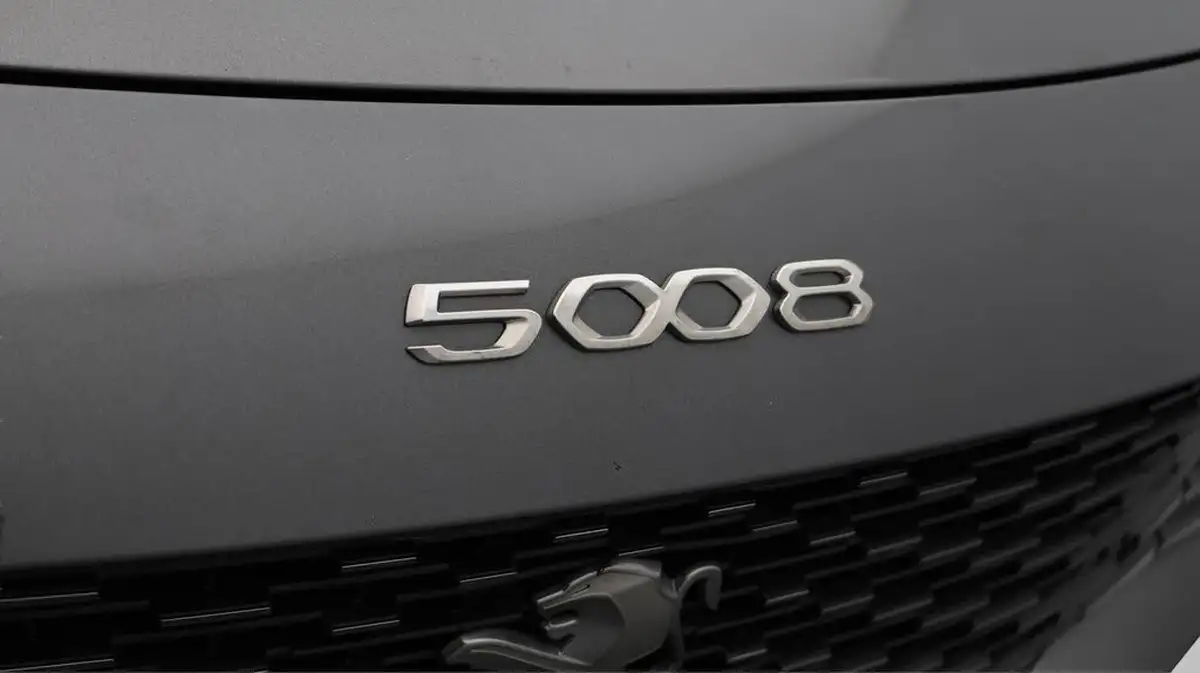 2021-peugeot-5008-suv-12-puretech-allure-premium-big-22