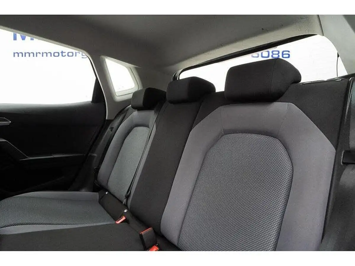 2019-seat-arona-16tdi-se-technology-lux-115ps-ss-big-43