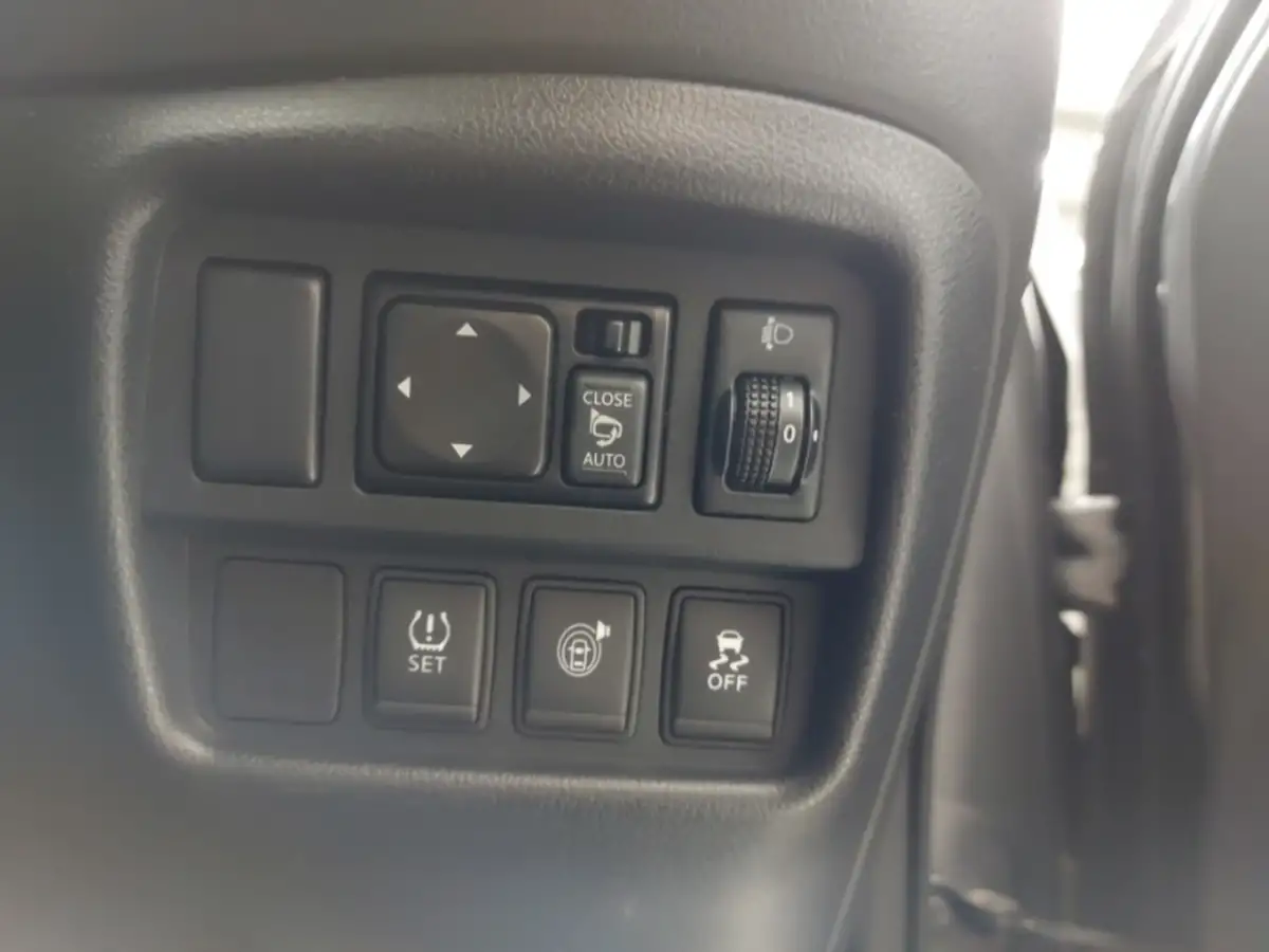2019-nissan-juke-16-tekna-112ps-ss-big-12