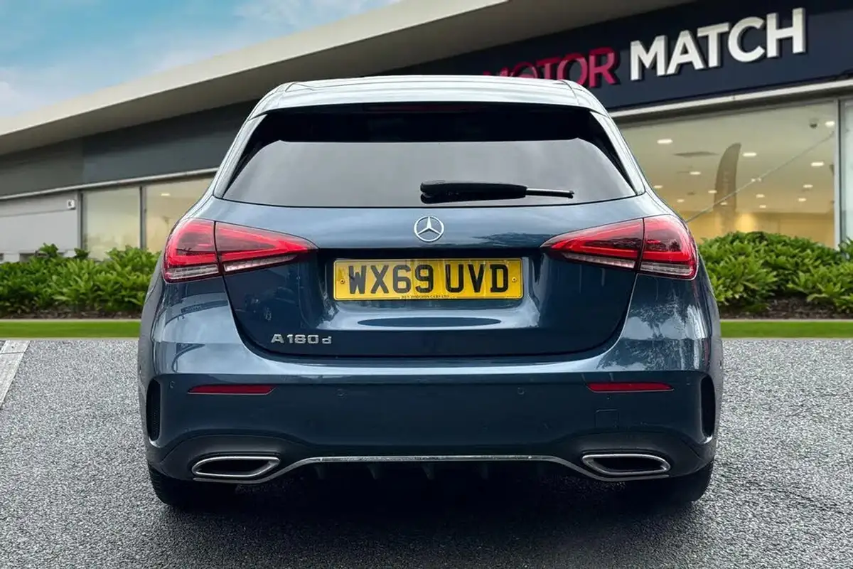 2019-mercedes-benz-a-class-15d-a180d-amg-line-premium-hatchback-5d-7g-dct-big-3
