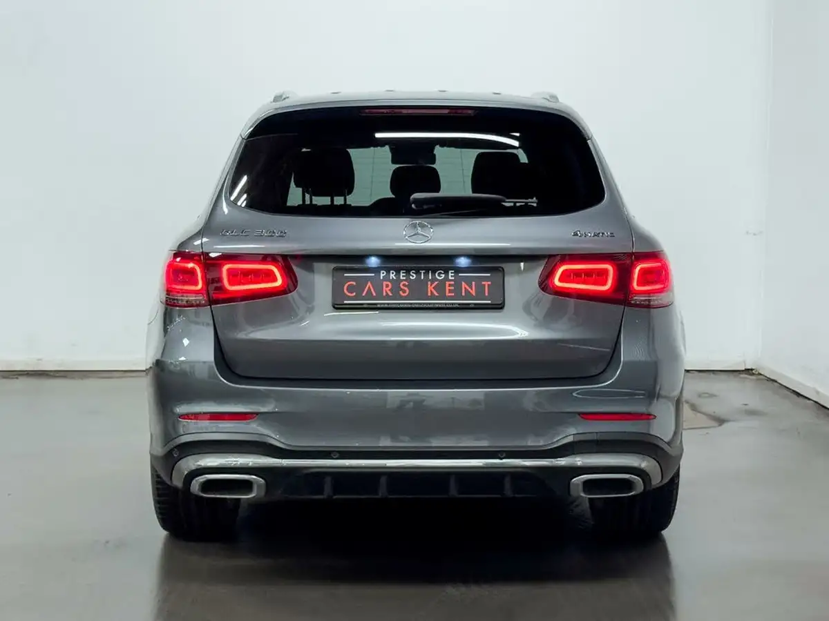 2022-mercedes-benz-glc-class-20-glc300-amg-line-premium-towing-station-wagon-5d-1991cc-big-6