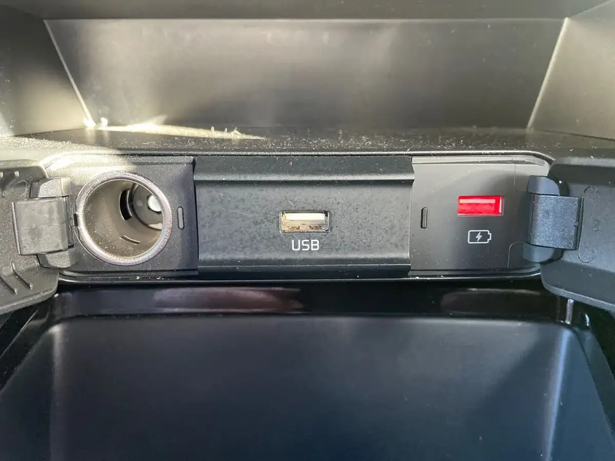 2022-kia-ceed-15-t-gdi-gt-line-big-26