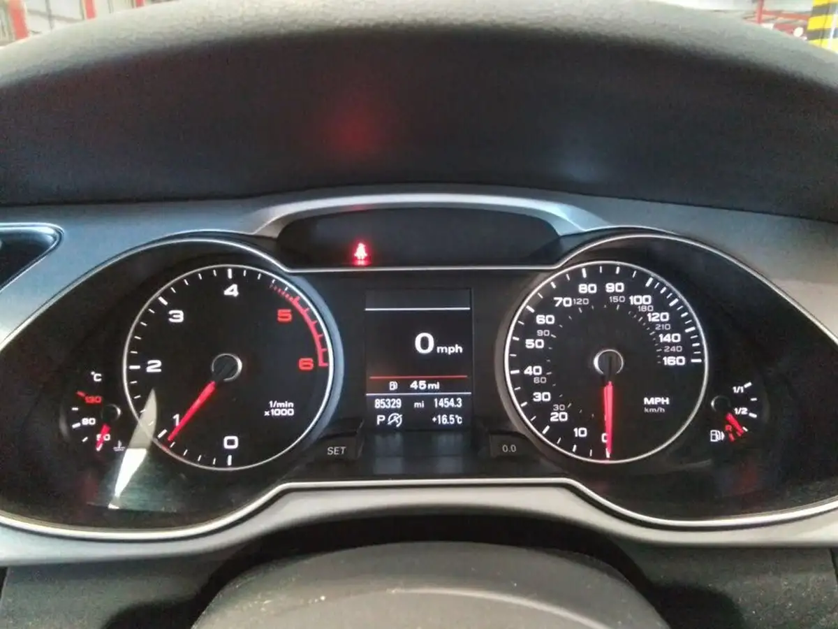 2015-audi-a4-allroad-20td-quattro-s-tronic-big-20