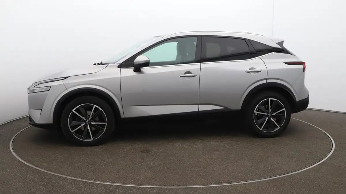 2022-nissan-qashqai-13-dig-t-tekna-158ps-big-56