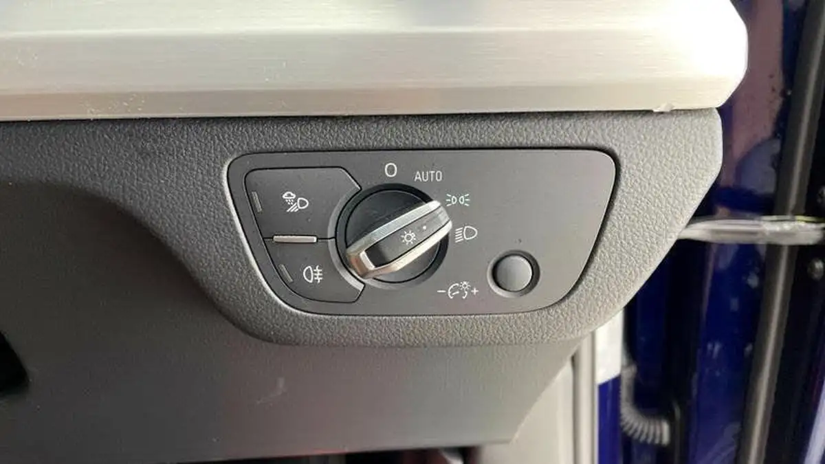 2023-audi-q5-20-45-tfsi-s-line-station-wagon-big-23