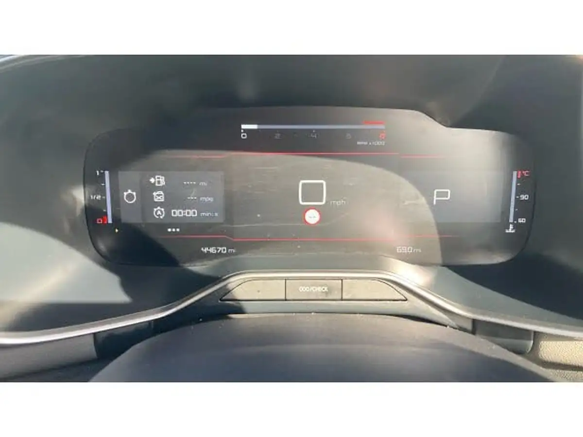 2021-citroen-c5-aircross-12-puretech-shine-eat8-big-17