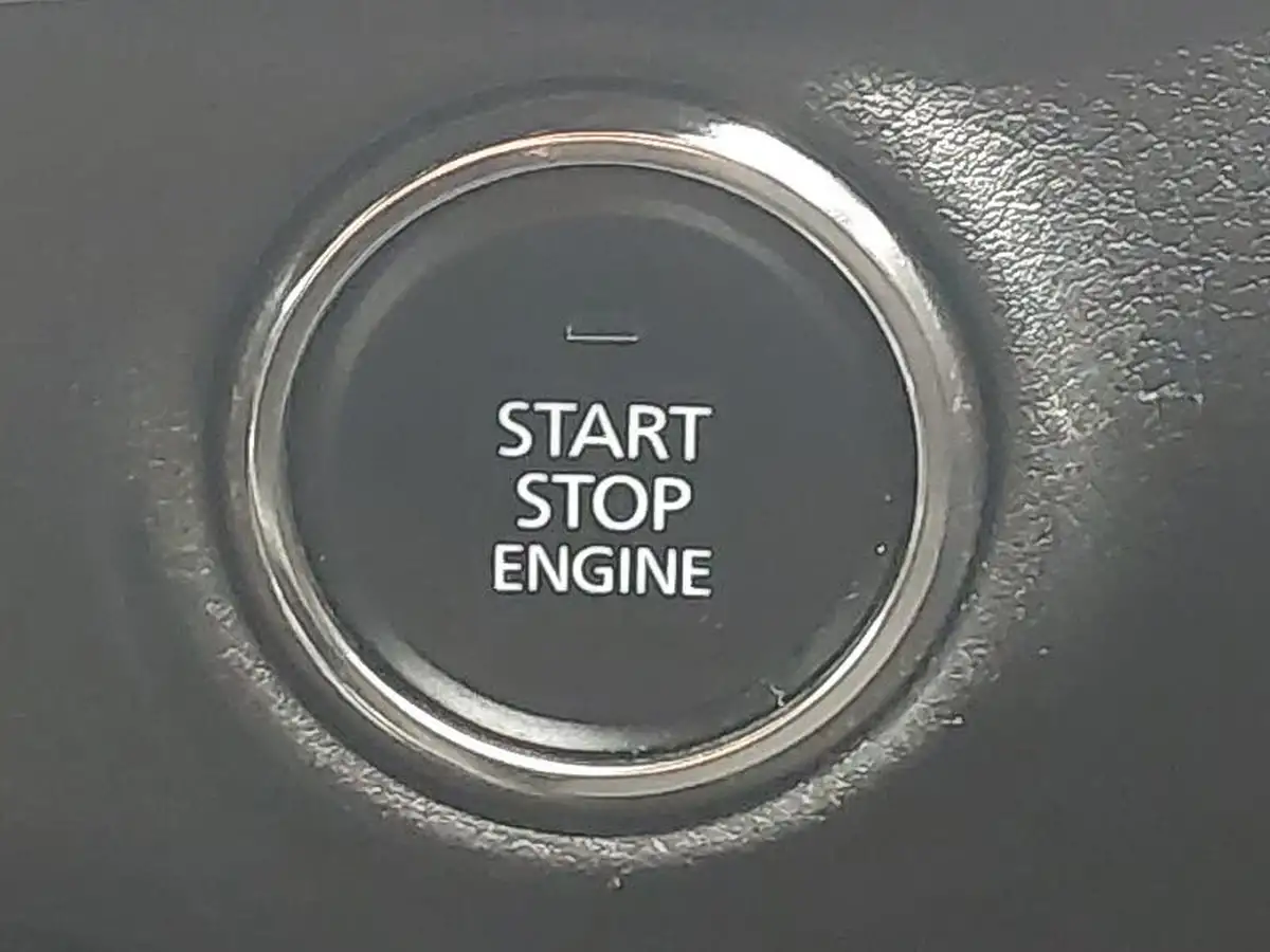 2019-mazda-mazda3-20-sport-lux-122ps-hatchback-5d-big-15