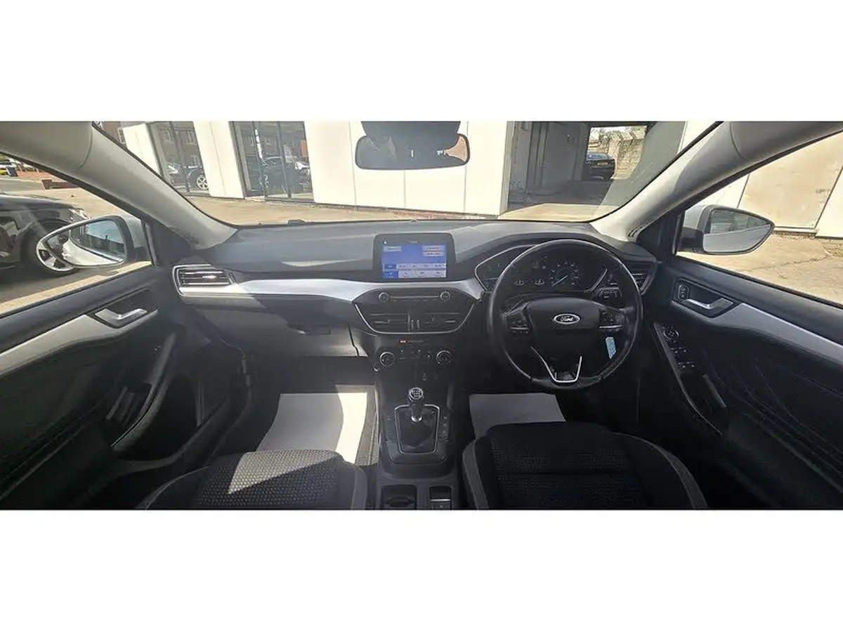2020-ford-focus-15-zetec-95ps-estate-big-9