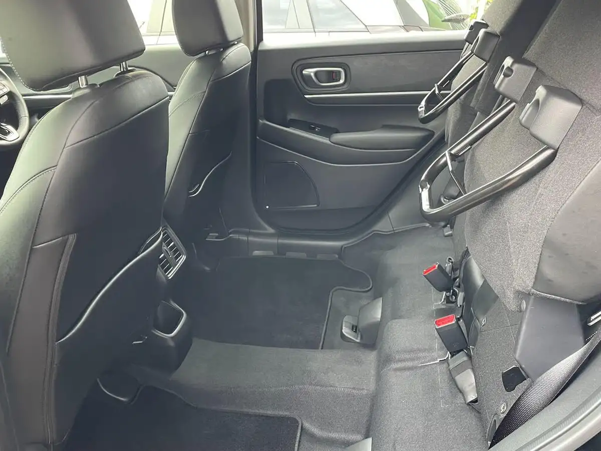 2024-honda-hr-v-15-i-mmd-advance-big-74