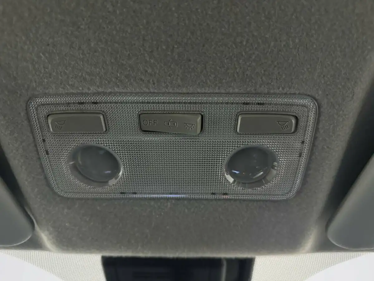 2019-toyota-yaris-15-vvt-i-icon-111bhp-1496cc-big-30