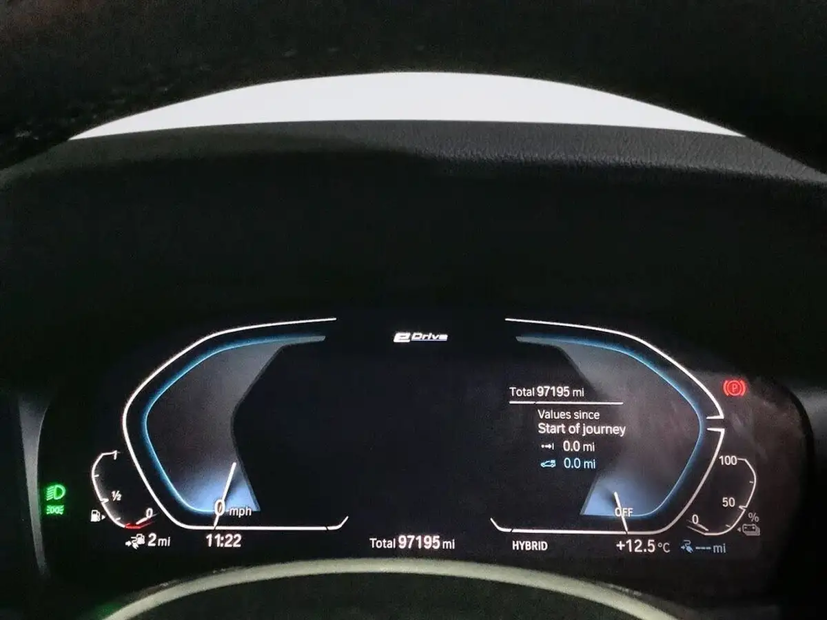 2021-bmw-3-series-20-330e-xdrive-m-sport-touring-5d-big-19