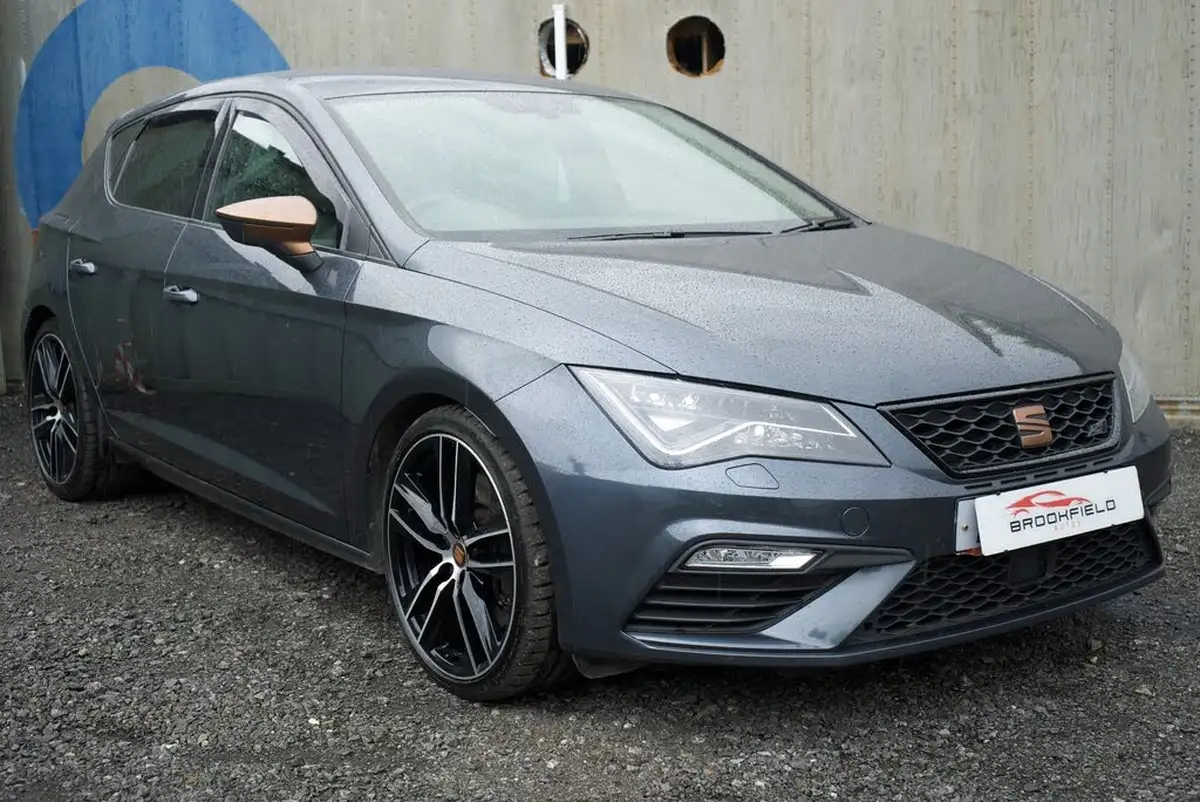 2019-seat-leon-20-tsi-cupra-lux-ss-big-1