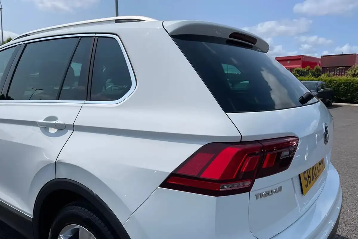 2020-volkswagen-tiguan-15-tsi-match-150ps-dsg-big-30