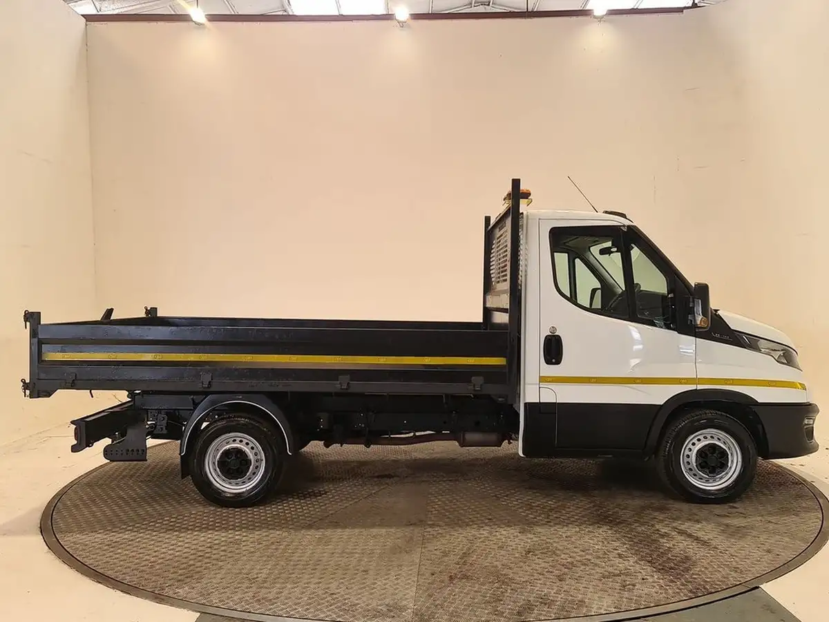 2022-iveco-daily-s-class-23td-35s14-business-3450mm-136pseu6dt-3450-big-29
