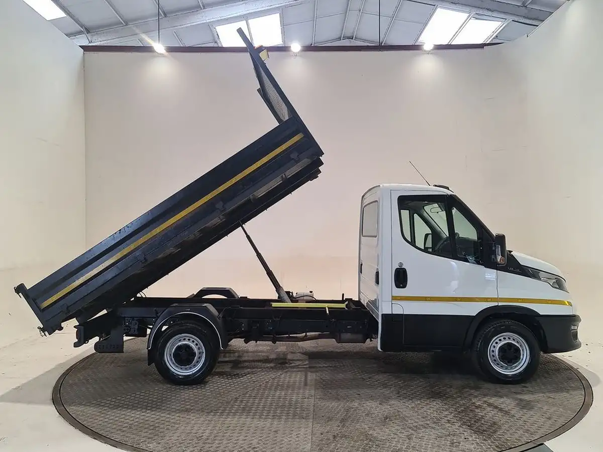 2022-iveco-daily-s-class-23td-35s14-business-3450mm-136pseu6dt-3450-big-5