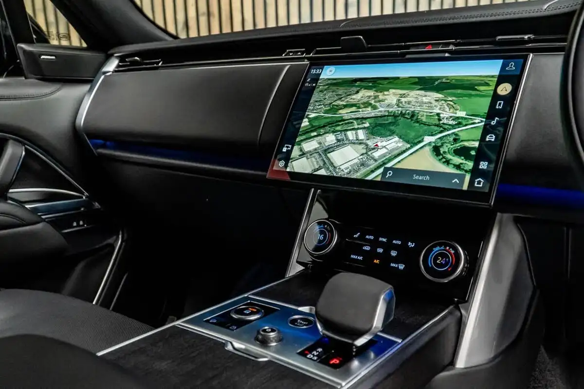 2022-land-rover-range-rover-30-d300-se-big-25
