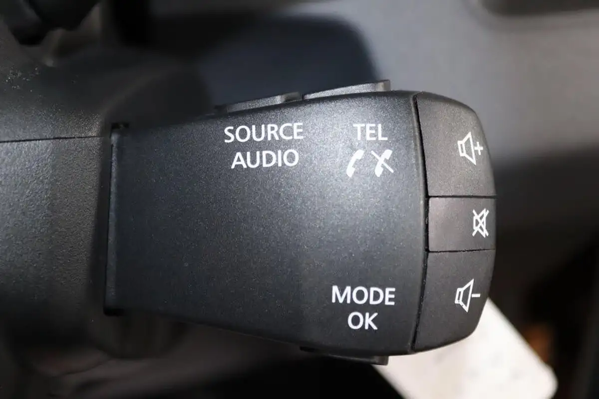 2018-dacia-duster-15dci-essential-big-59