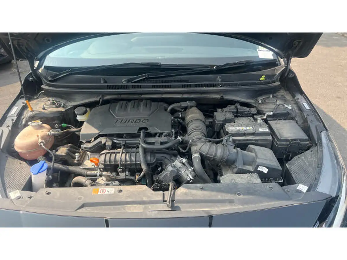 2022-hyundai-i20-10-t-gdi-se-connect-eclutch-imt-big-7