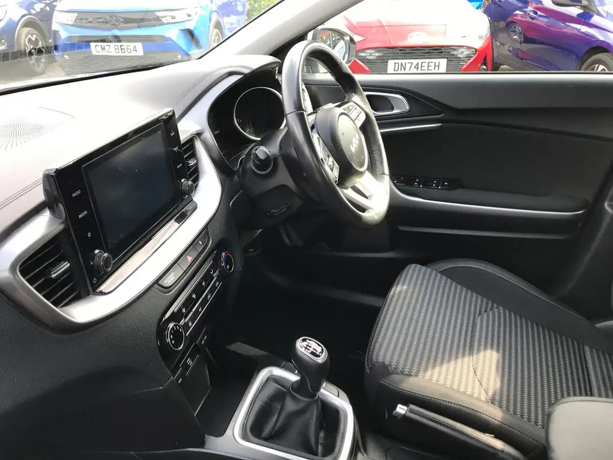 2022-kia-xceed-10-t-gdi-2-big-4
