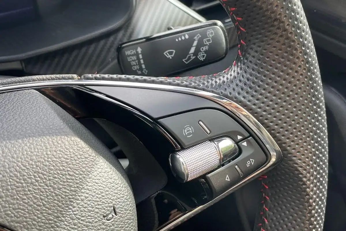 2021-skoda-scala-10-tsi-monte-carlo-dsg-big-56