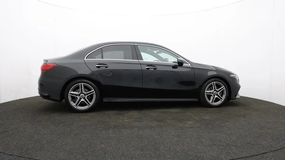 2023-mercedes-benz-a-class-13-a200-amg-line-executive-saloon-4d-big-39
