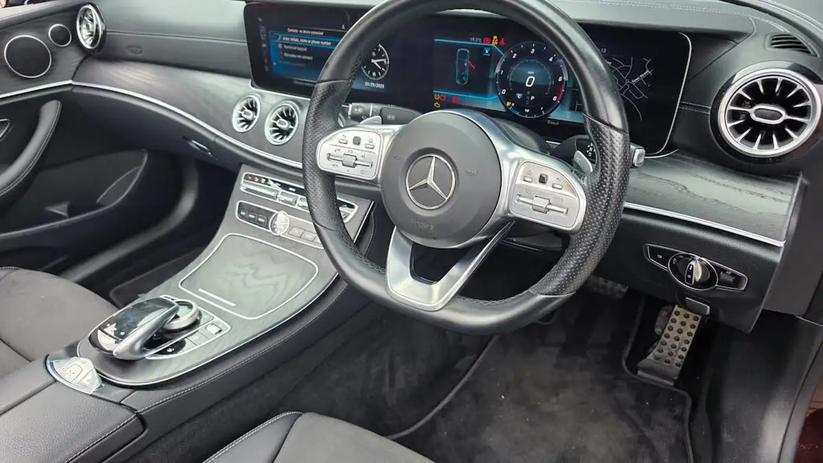2020-mercedes-benz-e-class-20d-e220d-amg-line-premium-cabriolet-2d-big-20