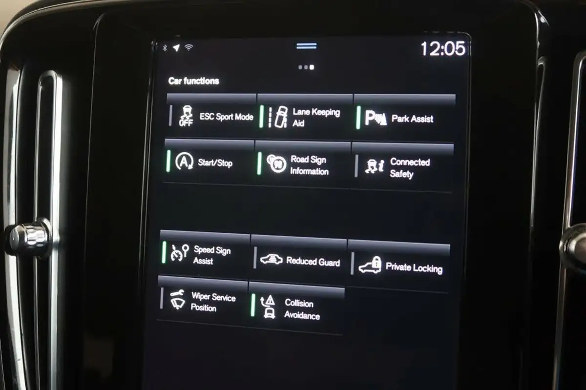 2021-volvo-xc40-15-t3-momentum-161bhp-big-16