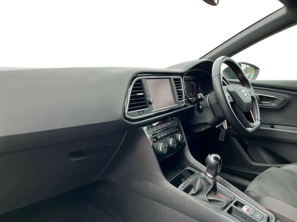 2019-seat-leon-15-tsi-evo-fr-black-edition-150ps-hatchback-dsg-big-6