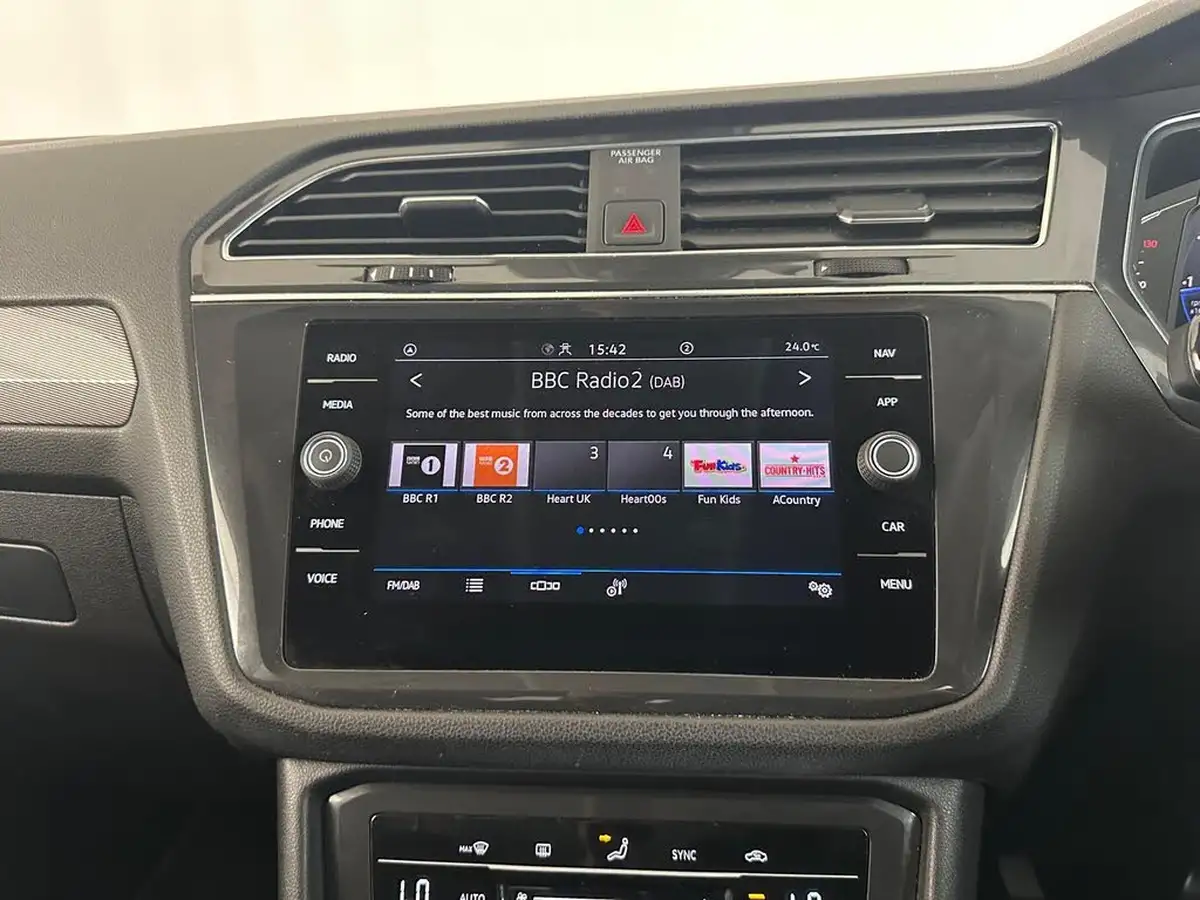 2022-volkswagen-tiguan-allspace-15-tsi-life-big-41