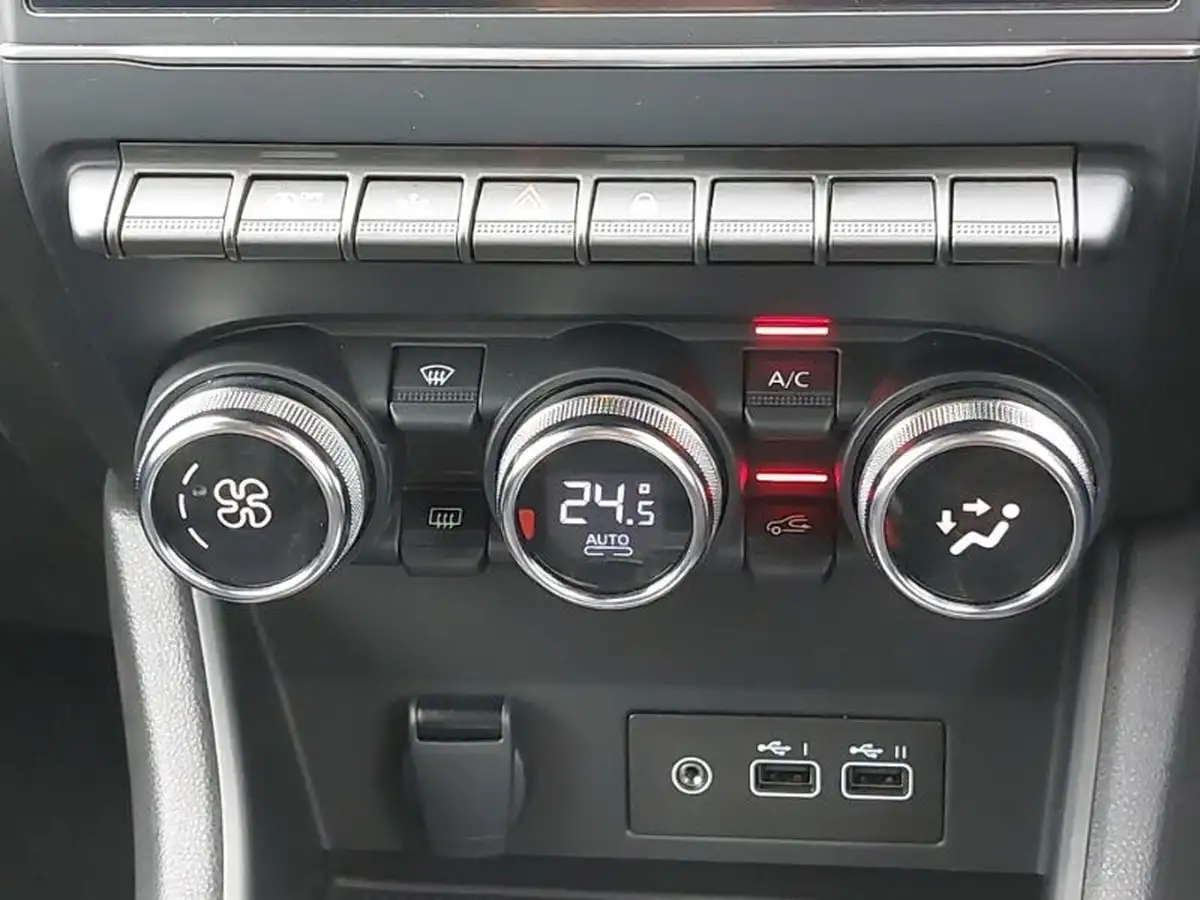 2024-renault-captur-10-tce-techno-big-15
