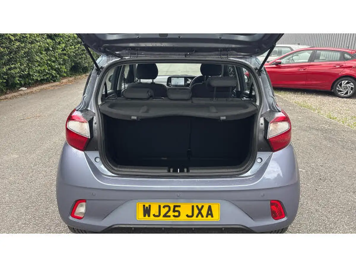 2025-hyundai-i10-12-advance-79ps-big-3