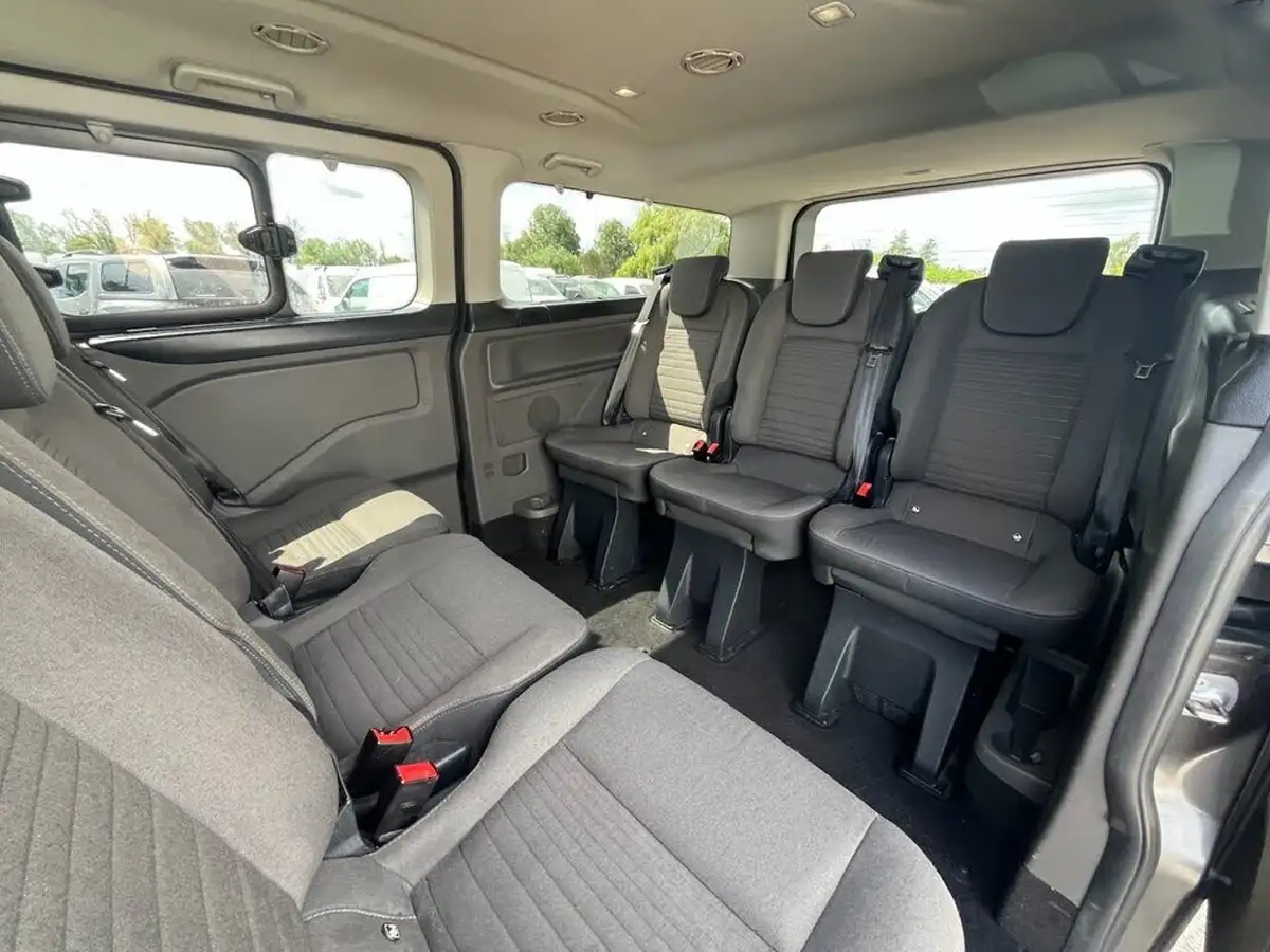2021-ford-tourneo-custom-20tdci-320-l1-titanium-130pseu6dt-auto-big-9