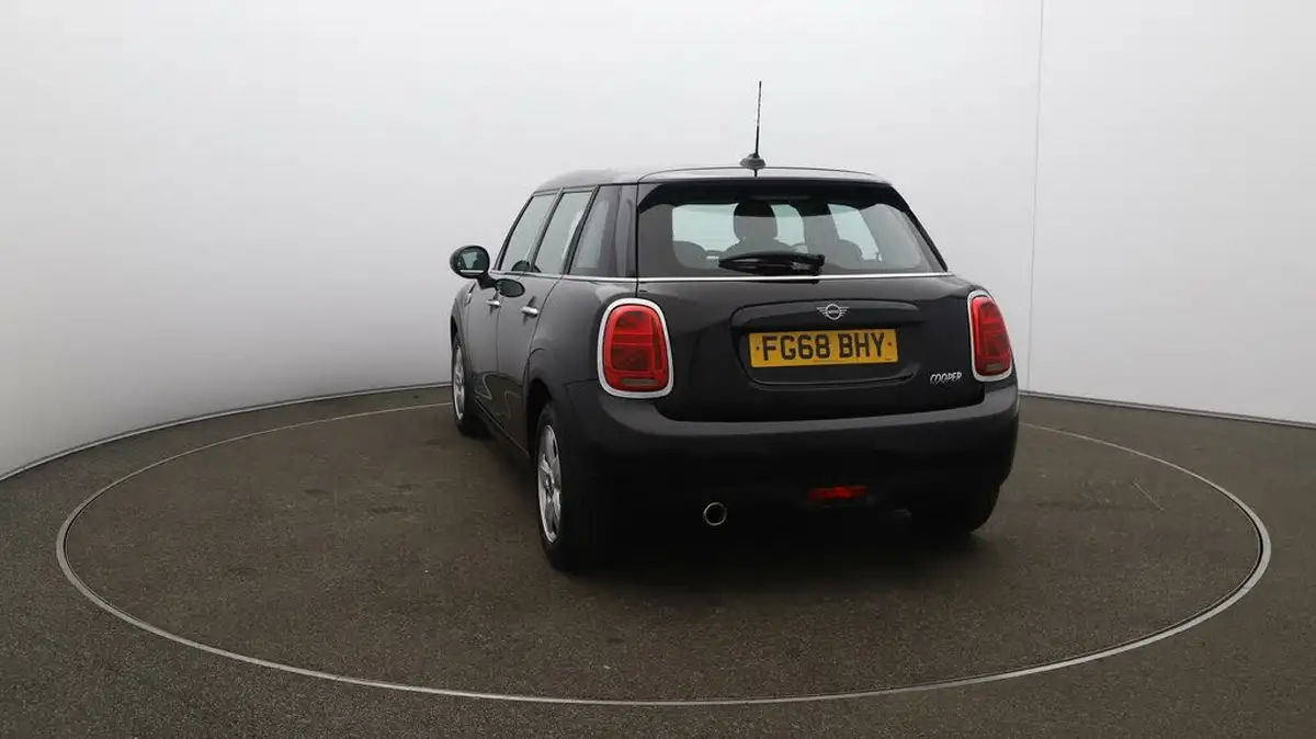 2018-mini-cooper-15-cooper-series-ii-ss-hatchback-5d-big-57
