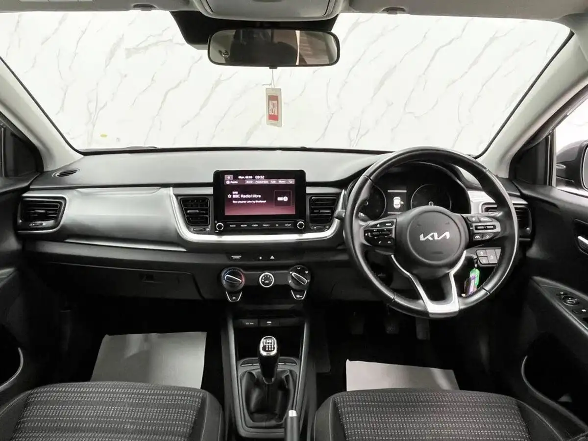 2021-kia-stonic-10-t-gdi-2-99bhp-big-22