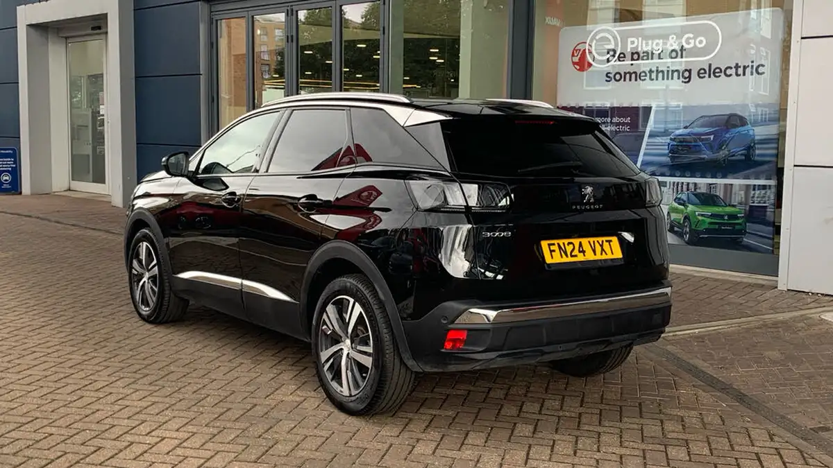 2024-peugeot-3008-suv-12-allure-premium-big-4