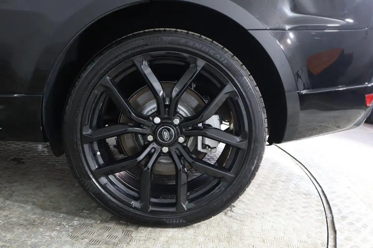 2020-land-rover-range-rover-sport-20-p400e-hse-silver-big-32