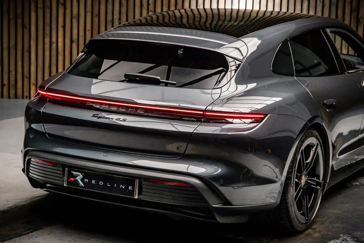 2024-porsche-taycan-e-4s-sport-turismo-544ps-big-21