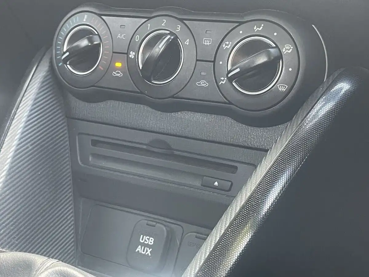 2016-mazda-mazda2-15-se-l-75ps-big-24