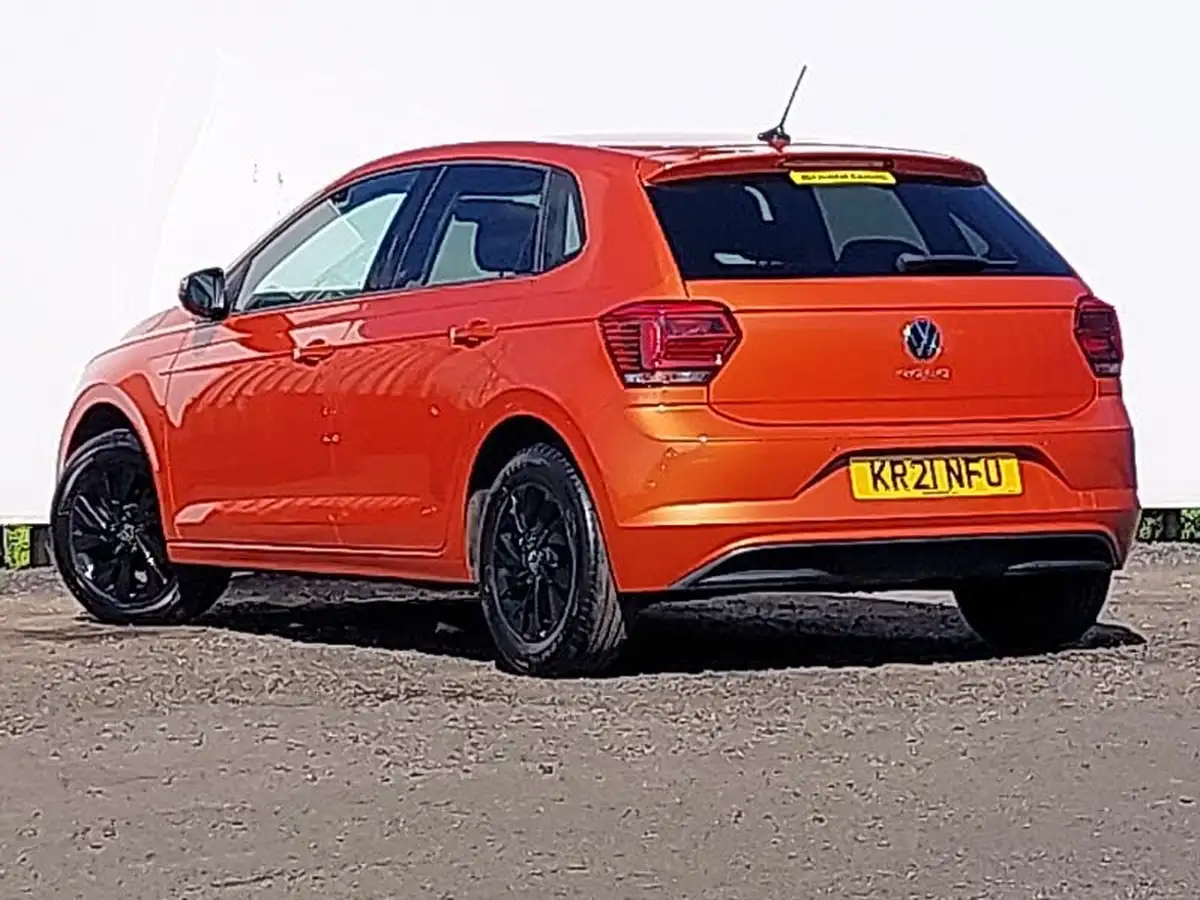 2021-volkswagen-polo-10-match-big-1
